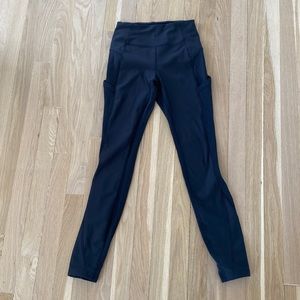 Lululemon size 2 black full length leggings align CA35801 RN105259 C5